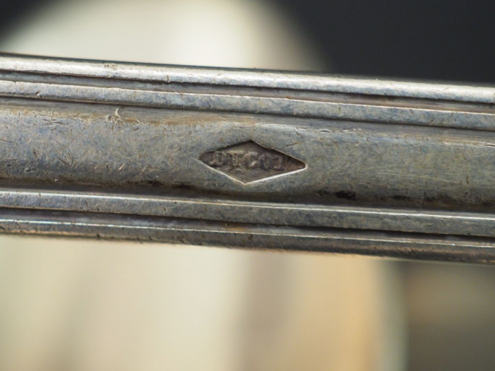 5 couverts et une cuillère en argent, poinçon Minerve modèle à filet e