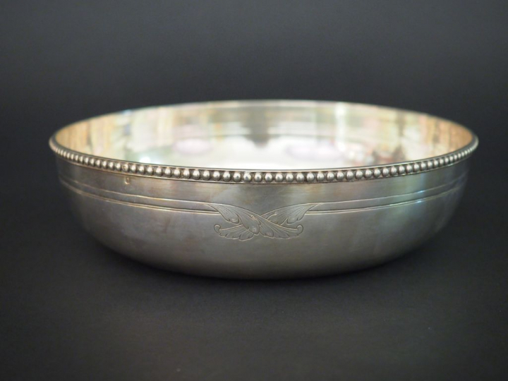 Jatte à crème de style Louis XVI en argent, poinçon Minerve, à décor d