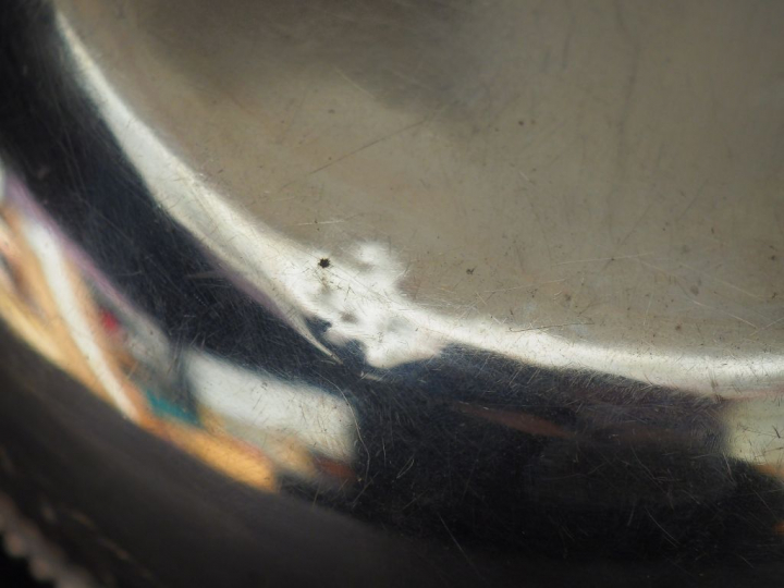 Jatte à crème de style Louis XVI en argent, poinçon Minerve, à décor d