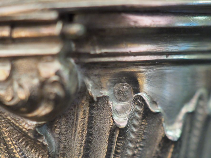 LAPAR. Verseuse en argent Napoléon III manche ébène.  Poids : 335 g