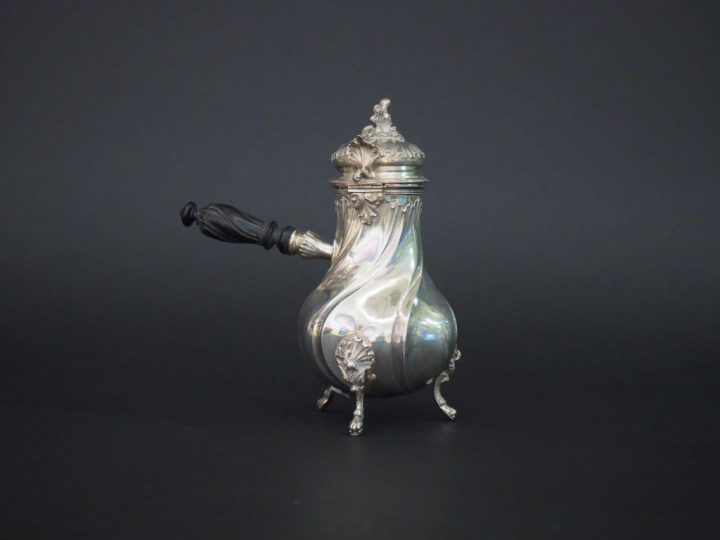 LAPAR. Verseuse en argent Napoléon III manche ébène.  Poids : 335 g