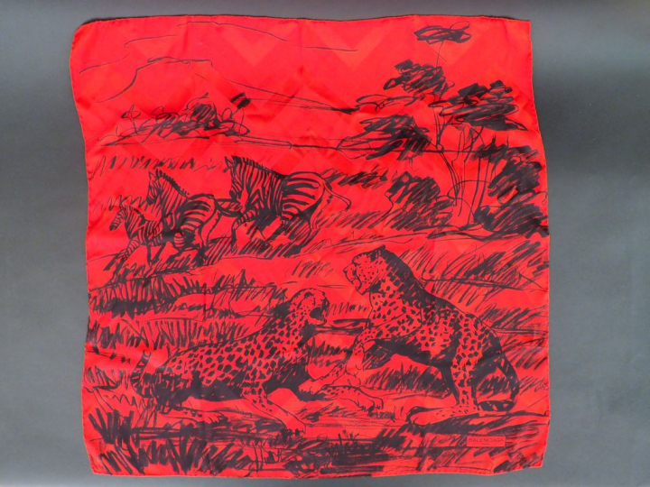BALENCIAGA. Foulard "Zèbres et jaguars". Dim. 84 x 84 cm