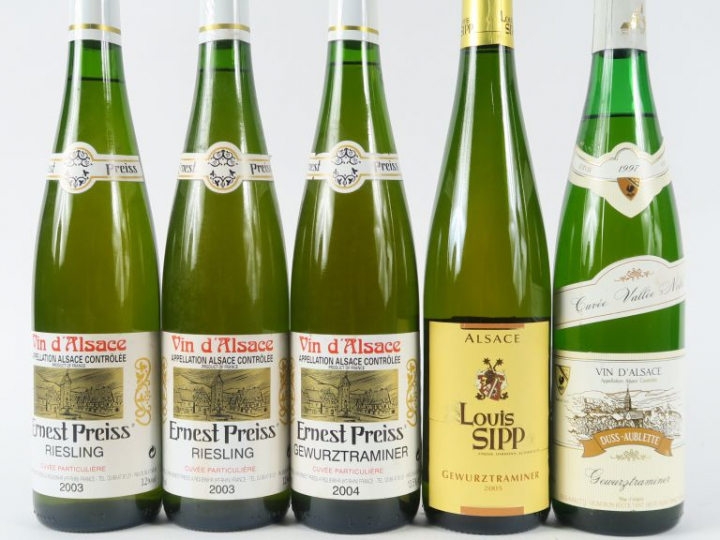 5 BOUTEILLES : 3 ERNEST PREISS (2 RIESLING 2003 - 1 GEWURZTRAMINER 200