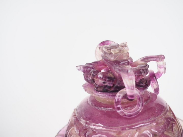 Brule parfum tripode en fluor  Chine vers 1960 H. 14 cm  (accidents)