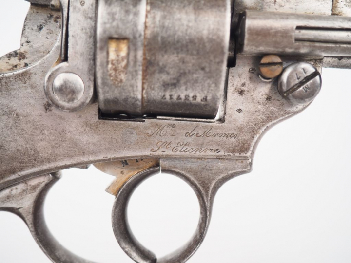 Revolver réglementaire français modèle 1873 de la série 1875. Arme en 