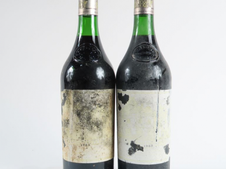 2 BOUTEILLES CHÂTEAU HAUT BRION 1er GCC GRAVES - 1983 - ETA