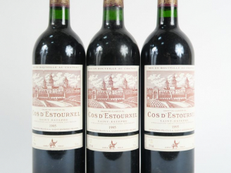 Vente aux enchères 3 BOUTEILLES CHÂTEAU COS D'ESTOURNEL GCC ST ESTEPHE - 1995