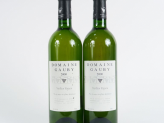 Vente aux enchères 2 BOUTEILLES DOMAINE DE GAUBY 'VIEILLES VIGNES' BLANC - 2000