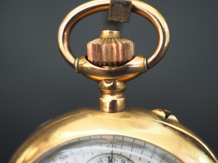 	Montre de gousset en or jaune. Cadran émaillé à chiffres romains pour