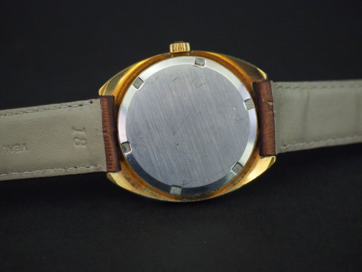 TISSOT  Montre d’homme Actualis Autolub. Cadran à index bâton, guichet