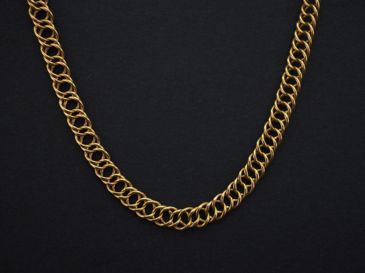 	Elément de chaine en or jaune. Poids. 11,55 g