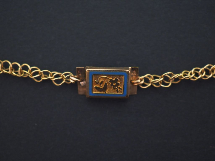 	Collier XVIIIème en argent et or, à décor de maillons sertis de diama