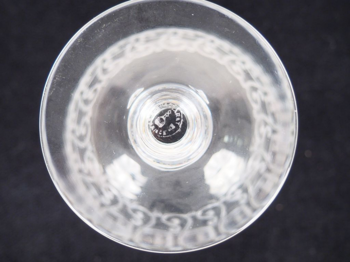 BACCARAT. Partie de service de verres en cristal gravé modèle "Rohan" 