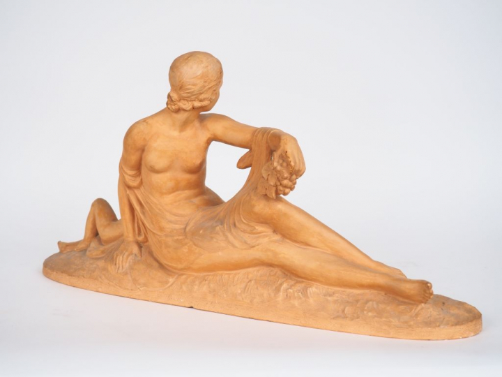 Joe DESCOMPS. "Jeune femme à la grappe de raisin, et son enfant". Scul