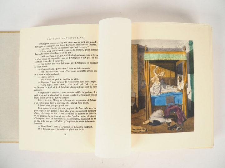 DUMAS (Alexandre). Les Trois Mousquetaires. Illustrations de Claude CH