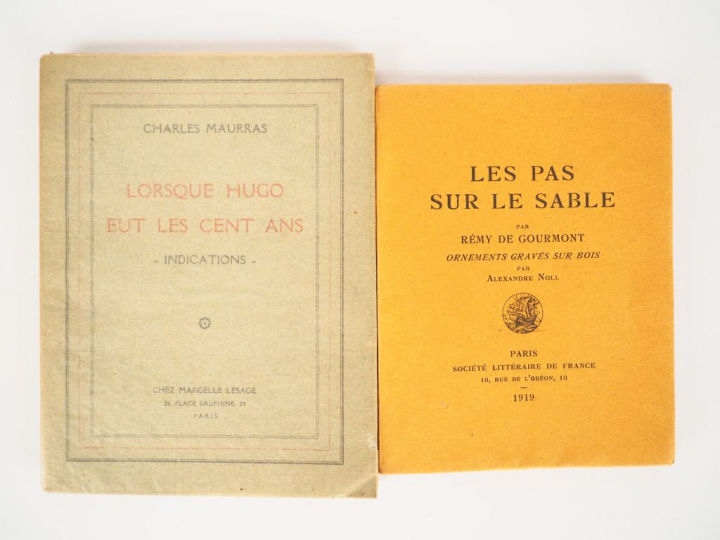 GOURMONT (Rémy de). Les pas sur le sable. Ornements gravés sur bois pa