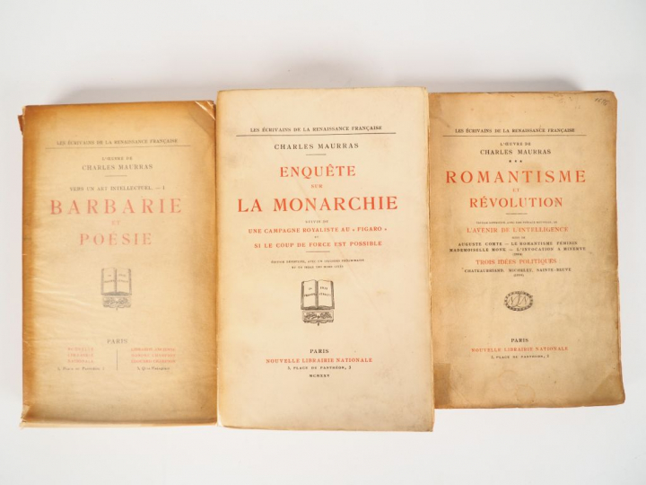 MAURRAS (Charles). Enquête sur la Monarchie, suivis de Une campagne ro