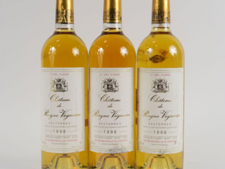 Vente aux enchères 3 BOUTEILLES CHÂTEAU RAYNE VIGNEAU 1er CC SAUTERNES - 1998