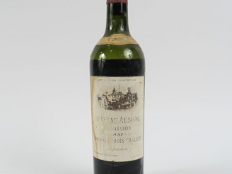 Vente aux enchères 1 BOUTEILLE CHÂTEAU AUSONE ST EMILION - 1937 - VIDANGE/EF/CAPSULE ABIM