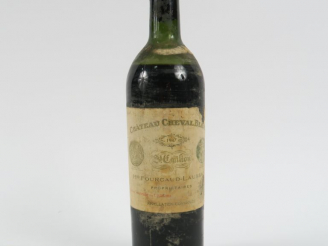 Vente aux enchères 1 BOUTEILLE CHÂTEAU CHEVAL BLANC ST EMILION - 1947 - BEP/ELA/CAPSULE T