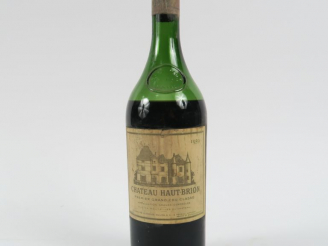 Vente aux enchères 1 BOUTEILLE CHÂTEAU HAUT BRION 1er GCC GRAVES - 1959 - 8 CM/CAPSULE AB