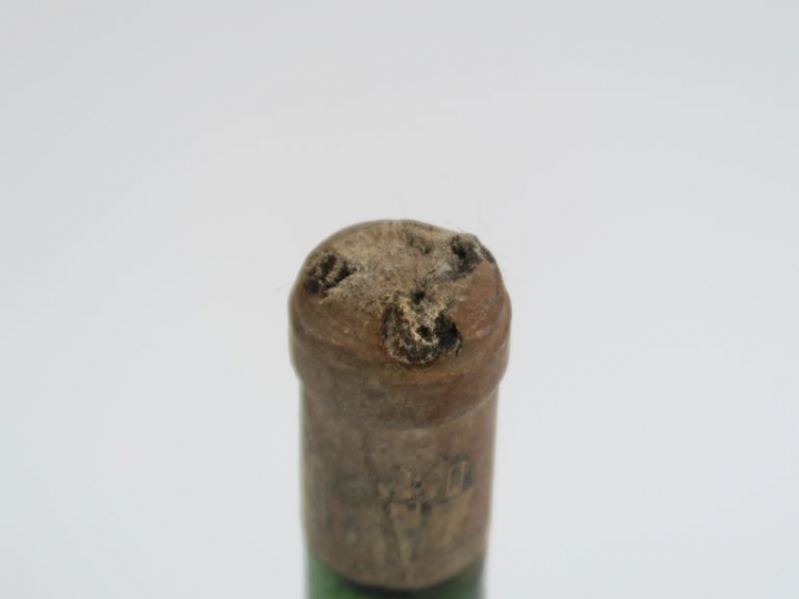 1 BOUTEILLE CHÂTEAU HAUT BRION 1er GCC GRAVES - 1959 - 8 CM/CAPSULE AB