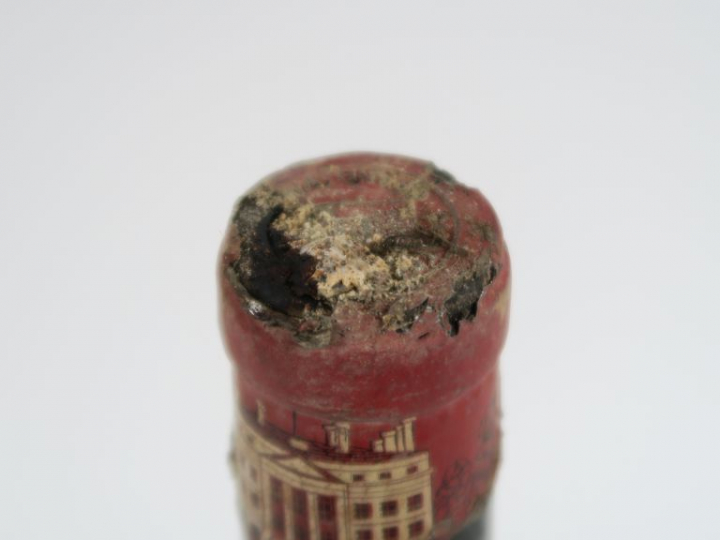 1 BOUTEILLE CHÂTEAU MARGAUX 1er GCC MARGAUX - 1963 - BEP/CAPSULE ABIMÉ