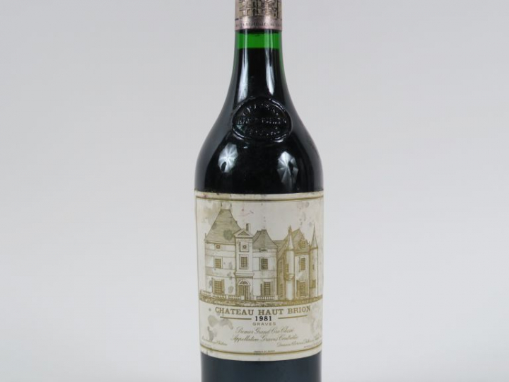 1 BOUTEILLE CHÂTEAU HAUT BRION 1er GCC GRAVES - 1981 - ELT