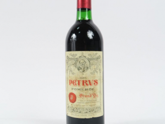 Vente aux enchères 1 BOUTEILLE CHÂTEAU PETRUS POMEROL - 1985 - BG/ETLA