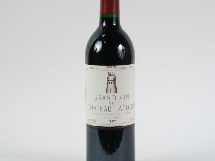 1 BOUTEILLE CHÂTEAU LATOUR 1er GCC PAUILLAC - 1987