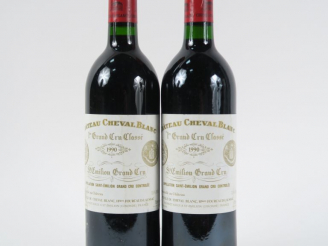 Vente aux enchères 2 BOUTEILLES CHÂTEAU CHEVAL BLANC 1er GCC ST EMILION - 1990