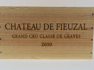 Vente aux enchères 6 BOUTEILLES CHÂTEAU DE FIEUZAL GCC GRAVES - 2010 - CBO