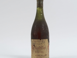 Vente aux enchères 1 BOUTEILLE CHABLIS 1er CRU A. PIC   FILS - 1943 - 7 CM