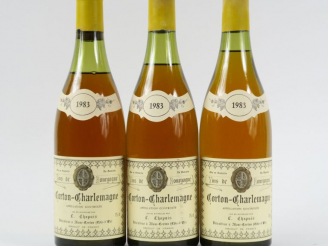 Vente aux enchères 3 BOUTEILLES CORTON CHARLEMAGNE GC DOMAINE LOUIS CHAPUIS - 1983 - 3,5 