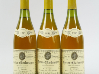 Vente aux enchères 3 BOUTEILLES CORTON CHARLEMAGNE GC DOMAINE LOUIS CHAPUIS - 1985