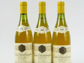 Vente aux enchères 3 BOUTEILLES CORTON CHARLEMAGNE GC DOMAINE LOUIS CHAPUIS - 1988