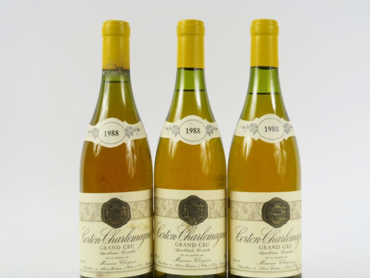 3 BOUTEILLES CORTON CHARLEMAGNE GC DOMAINE LOUIS CHAPUIS - 1988