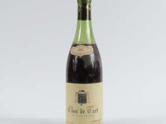 Vente aux enchères 1 BOUTEILLE CLOS DE TART J. MOMMESSIN - 1972 - 5,5 CM/CAPS TRES ABIMÉE