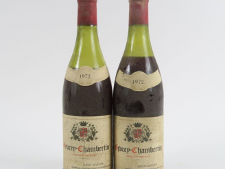 Vente aux enchères 2 BOUTEILLES GEVREY CHAMBERTIN LUCOT JAVELIER - 1972 - 5 CM/7 CM
