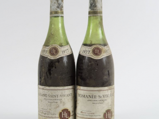 Vente aux enchères 2 BOUTEILLES ROMANÉE ST VIVANT DOMAINE HONORE LAVIGNE - 1977 - 5,5 CM/