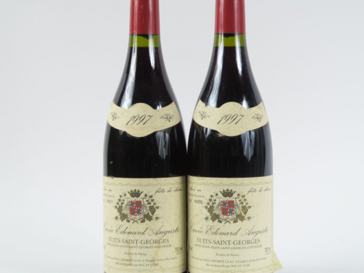 2 BOUTEILLES NUITS ST GEORGES 'CUVÉE EDOUARD AUGUSTE' P. LAFOREST 1997