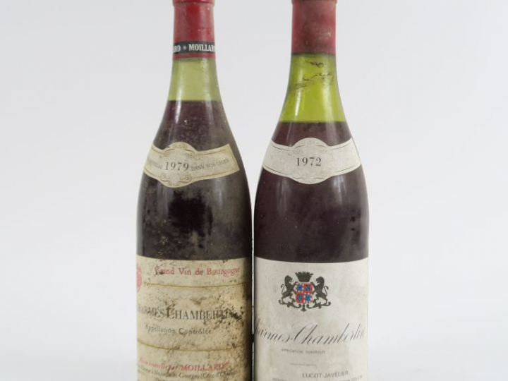 2 BOUTEILLES CHARMES CHAMBERTIN : 1 MOLLARD 1979 3 CM - 1 LUCOT JAVELI