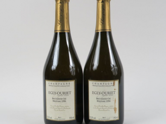 Vente aux enchères 2 BOUTEILLES CHAMPAGNE EGLY OURIET BRUT GC - 1996 - DEGORGEMENT : JUIL