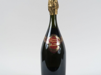 Vente aux enchères 1 BOUTEILLE CHAMPAGNE GOSSET 'GRANDE RESERVE' - COFFRET