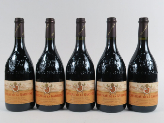 Vente aux enchères 5 BOUTEILLES CHÂTEAUNEUF DU PAPE CHÂTEAU LA GARDINE  - 1998