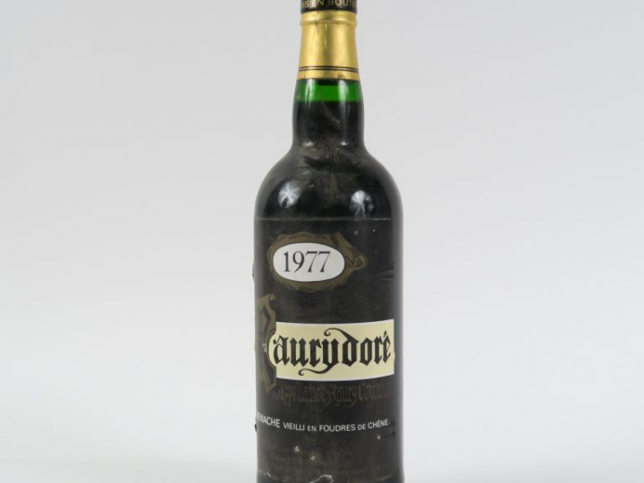 1 BOUTEILLE MAURY DORÉ ESTEVE DESIRE - 1977