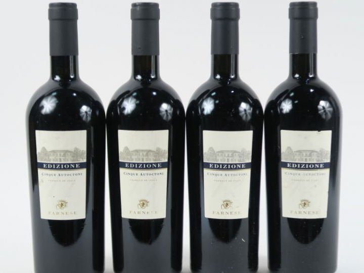 4 BOUTEILLES EDIZIONE CINQUE AUTOCTONI FARNESE - 2009