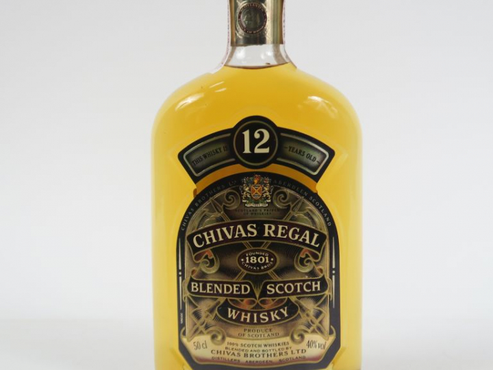 1 BOUTEILLE (50 CL) WHISKY CHIVAS REGAL 12 ANS - COFFRET