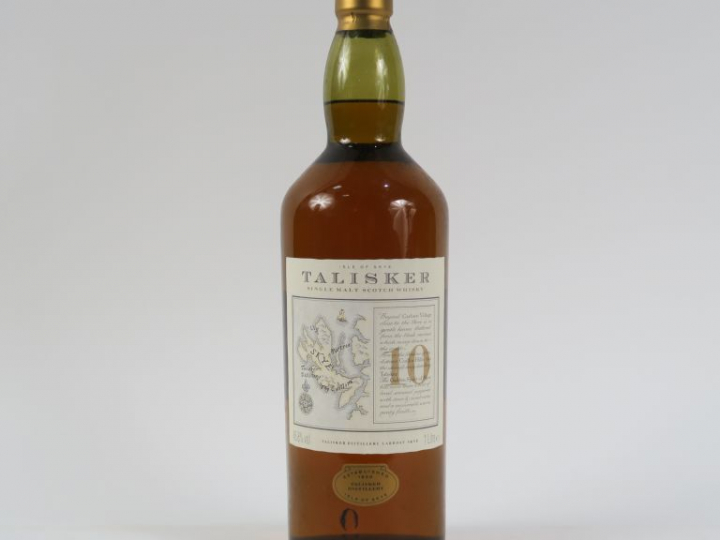 1 BOUTEILLE (1 L) WHISKY TALISKER 10 ANS 45.8° - COFFRET