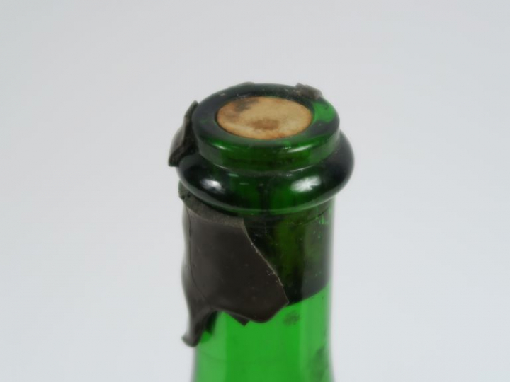 1 BOUTEILLE (1 L) CHARTREUSE VERTE VEP N°168 - 1968 - CAPS ABIMÉE